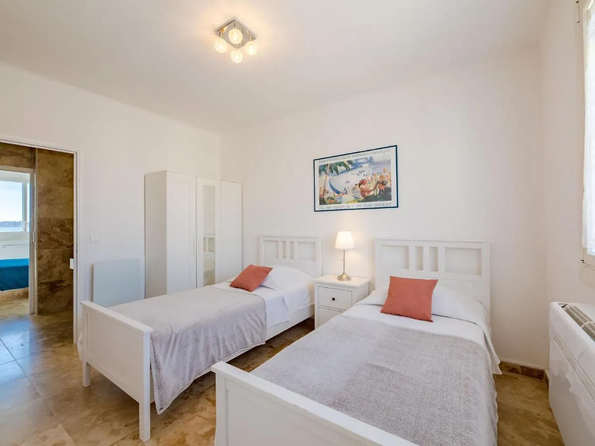 סן-מקסים Apartment Les Dauphins-1 By Interhome